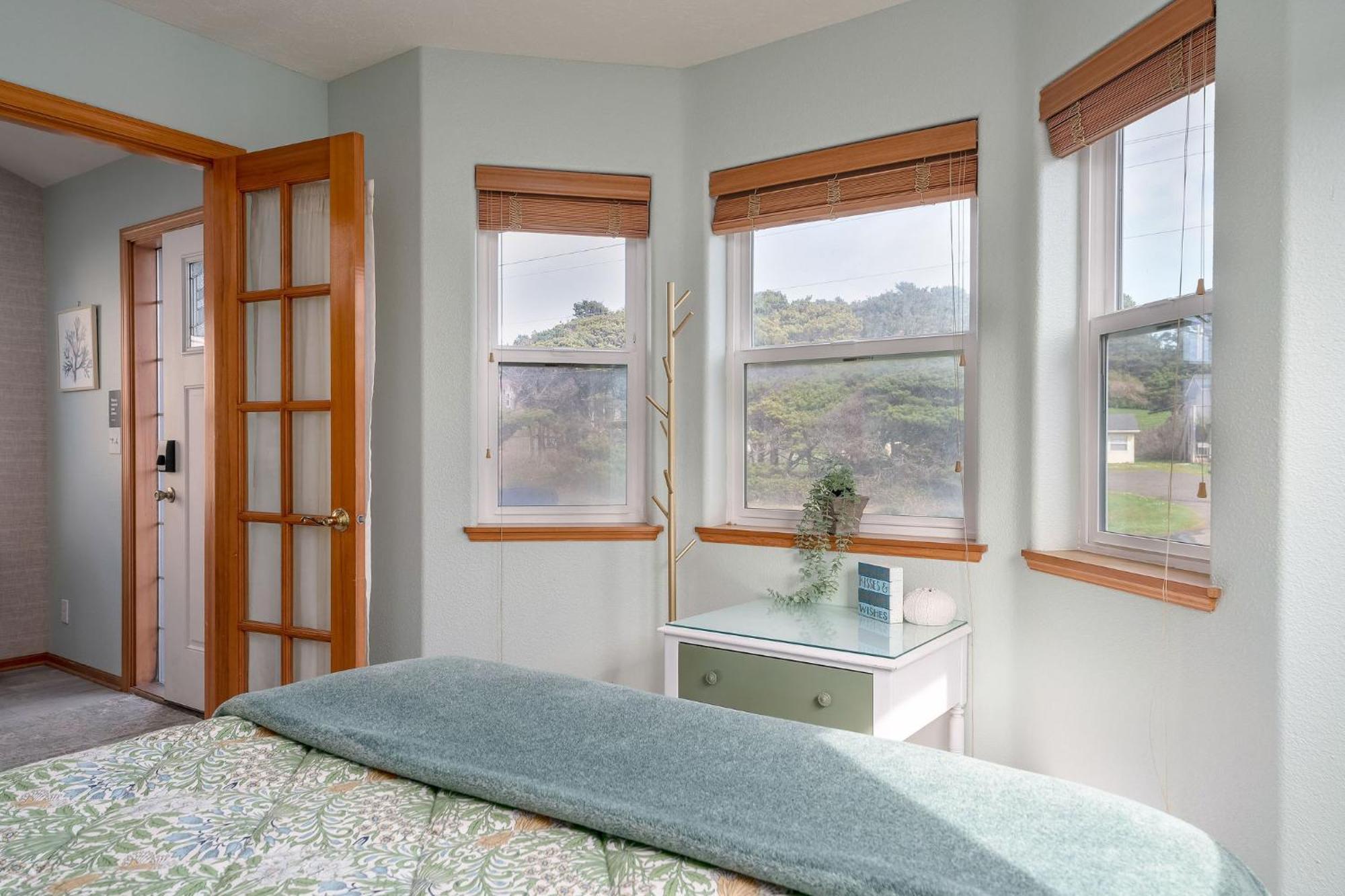 Steps From The Beach! Hottub, $1M Ocean View, Deck Waldport Exteriér fotografie